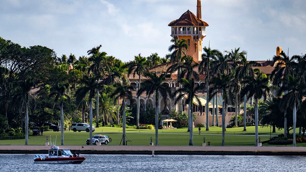 Special counsel Jack Smith asks court to halt his appeal against Trump in Florida case