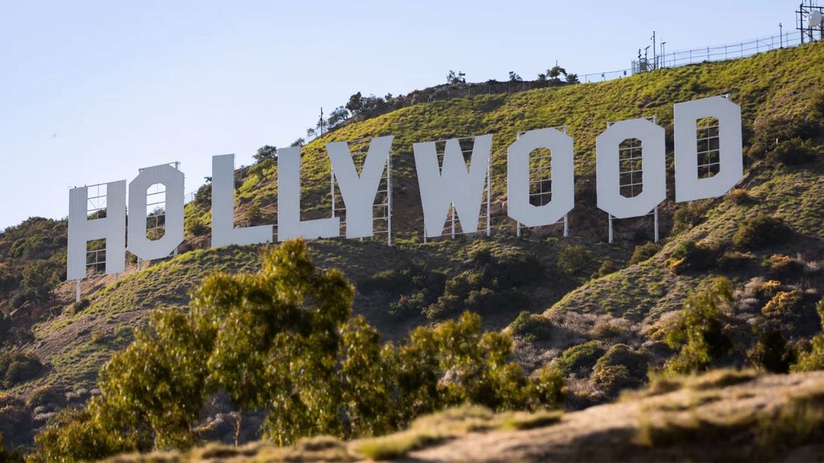 California man submits ballot initiative asking voters if state should become its own country