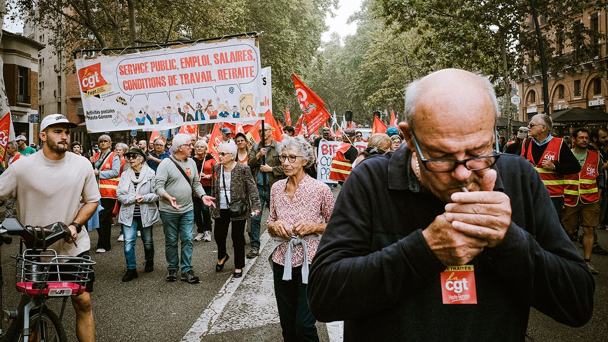 Ooh la law: France snuffing out smoking in parks, beaches, more