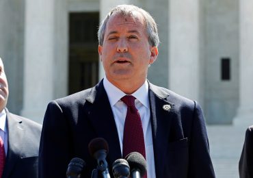 Texas sues county for helping migrants access legal support as they fight deportation: 'Evil and wicked'